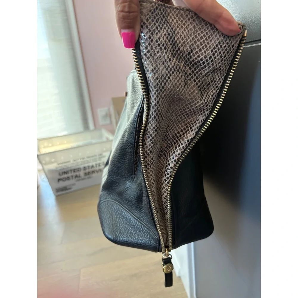 Tory Burch Black Pebbled Leather Side Zip Snakeskin Gusset Tote Bag